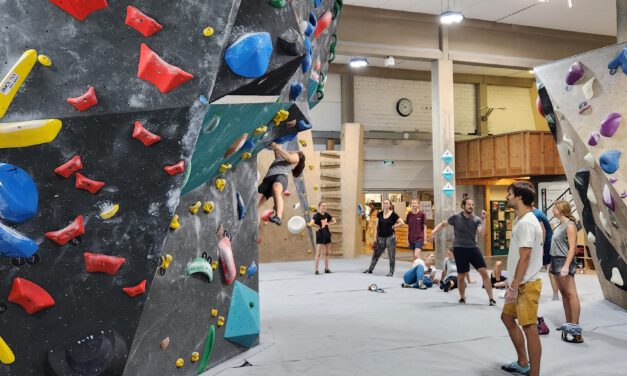 social event – joint bouldering