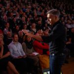 Hannes Taubenböck opened the Science Slam 2025