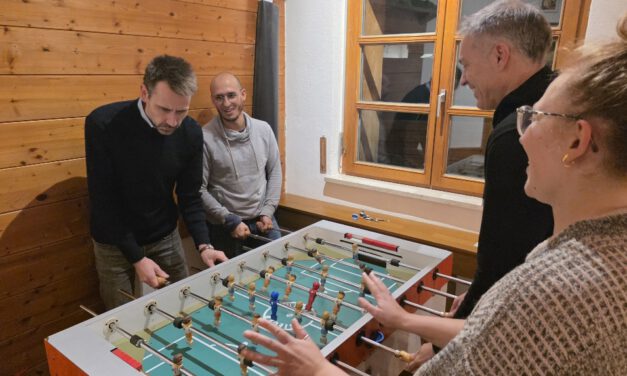 A Warm and Festive Evening: The EORC Christmas Party