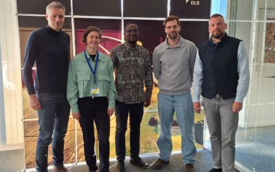 Dr Felicitas Sommer and Hope Ewudor from the Technical University of Munich visit the DLR in Oberpfaffenhofen