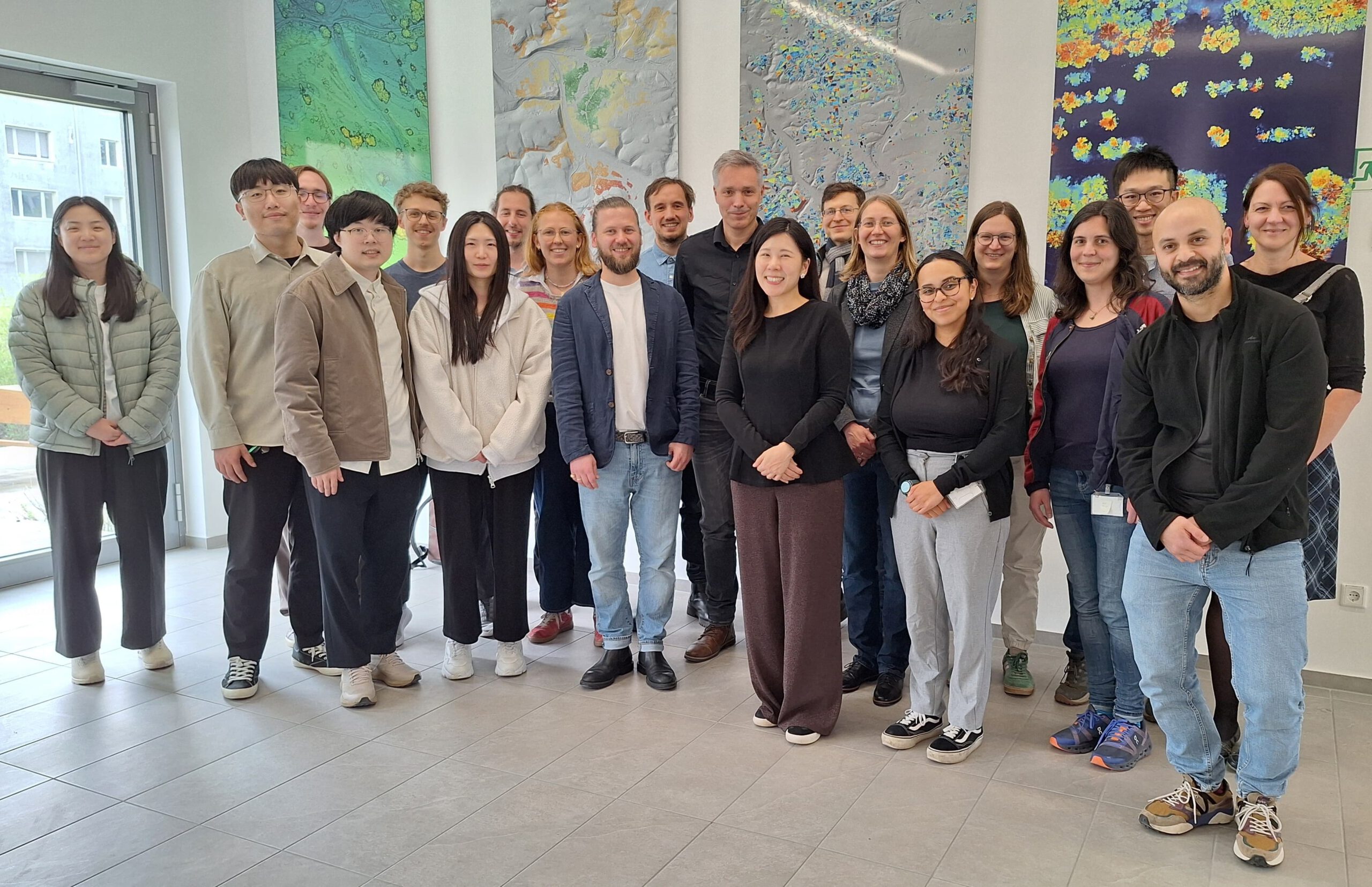 Earth Observation News - EORC Talk: Bridging Disciplines in the Age of AI and Global Data