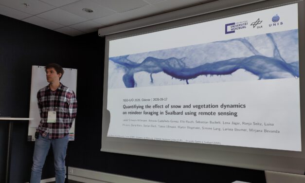 Jakob Schwalb-Willmann presents on the effect of snow & vegetation on reindeer foraging at NSO-GfÖ 2026